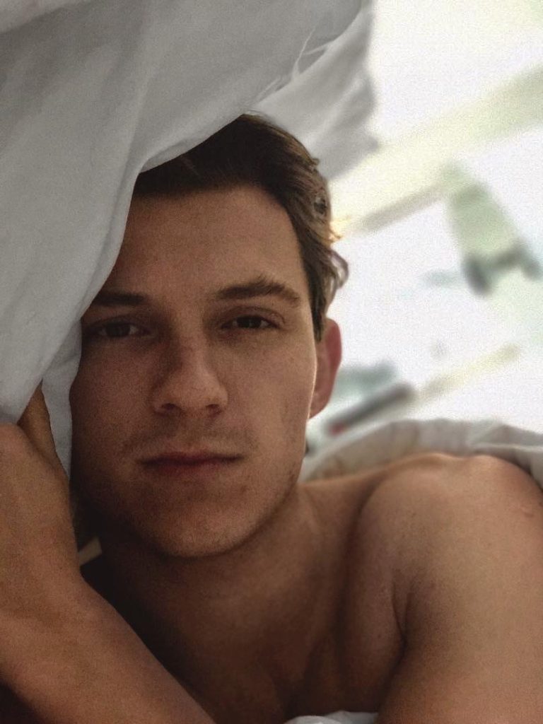 Top Hottest Tom Holland Pics Esmale Blog Essentially For Men